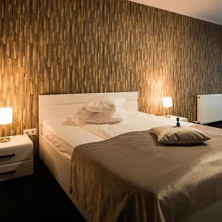 Epic Centrum Hotel